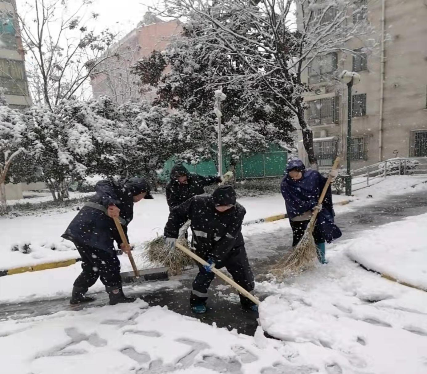 金陵风雪弥漫，，， 环亚集团物业扫雪记_环亚集团